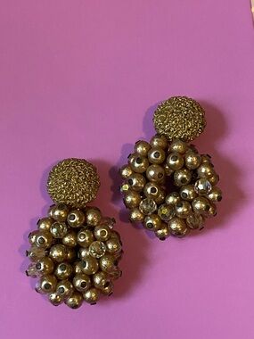 VTG AB & Gold Bead Cluster Clip On Earrings